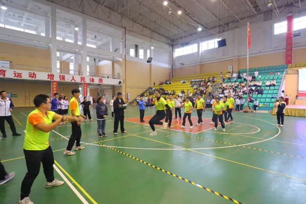 一起“趣”運(yùn)動(dòng)！2023年梧州市教職工趣味體育運(yùn)動(dòng)會(huì)歡樂(lè)無(wú)限