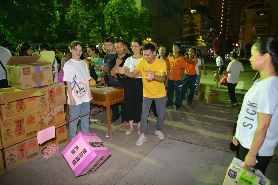 梧州郵政公司工會開展迎中秋、國慶趣味活動