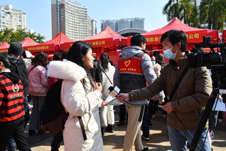 1月31日，梧州市大型戶外招聘活動繼續(xù)進(jìn)行丨“‘就’在梧州 前‘兔’似錦”春風(fēng)行動專項招聘會等你來